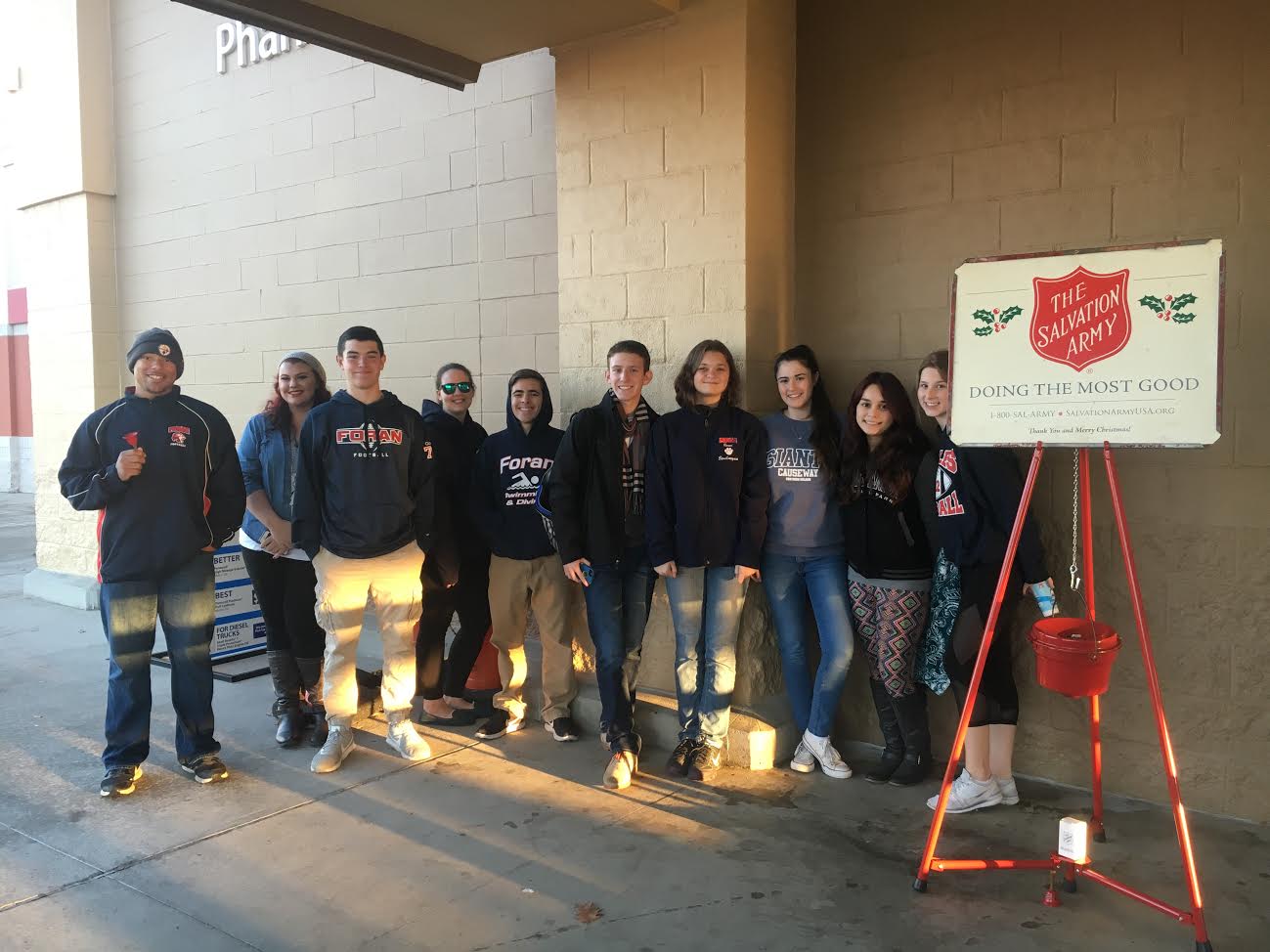 news-key-club-salvation-army-quinn-lofthouse-picture