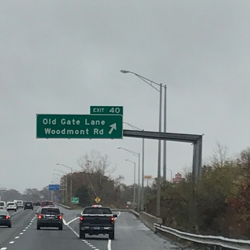Exit 40: Connecticut Turnpike at Old Gate Lane/E Town Road/Woodmont Road, Milford. Photo courtesy of Riann Yasona-Hooghkirk.