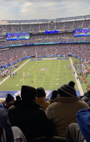 Take it to the corner: The New York Giants take on the Dallas Cowboys in a divisional rivalry in 2019. Photo courtesy of Oliver Ardrey.