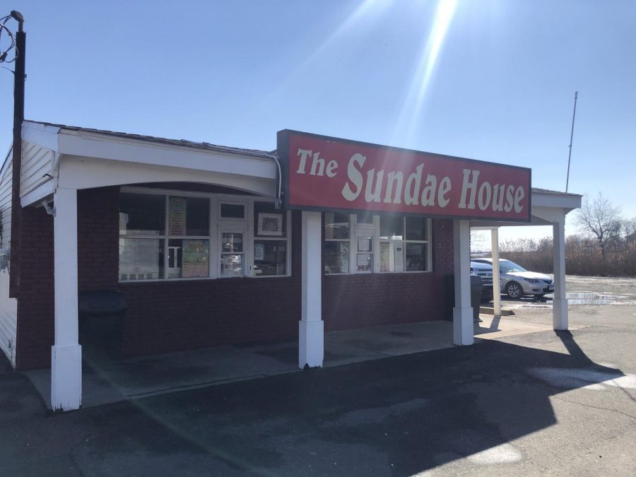 The Sundae House: The front of the local business located on 499 New Haven Ave in Milford, CT. Photo Courtesy: Nicolette Simone.