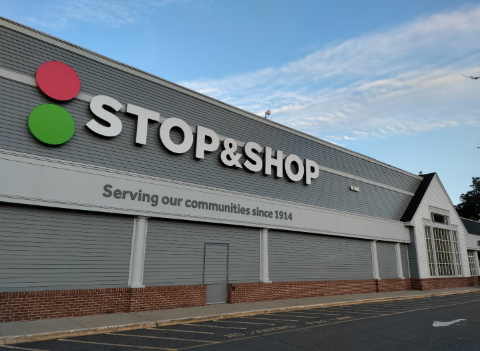 Local Businesses Struggle With Lack of Employees: Stop and Shop Store in Milford, CT.