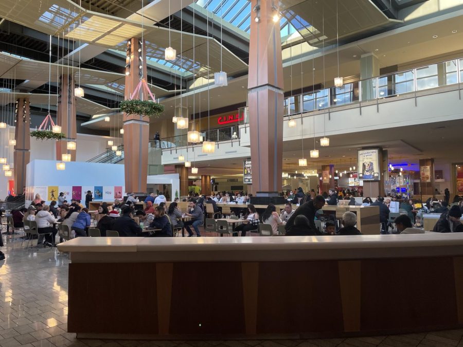 Festivities for All (over 18): A packed day at the Connecticut Post Mall’s food court, December 18, 2022. 