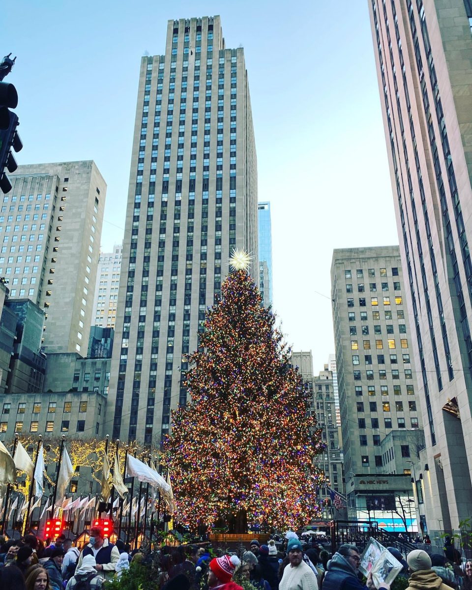 Rockefeller Tree : Visiting the Rockefeller Christmas Tree. December 21, 2020. 