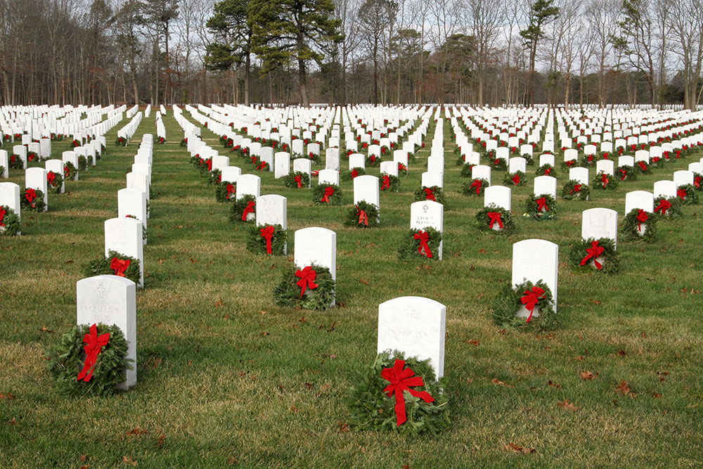 Wreaths across America: Wreaths displayed in front of thousands of graves lined up in unison in portrayal of its honor and pride. December 7th, 2023. Photo Courtesy: Wreath-Across-America Official Website