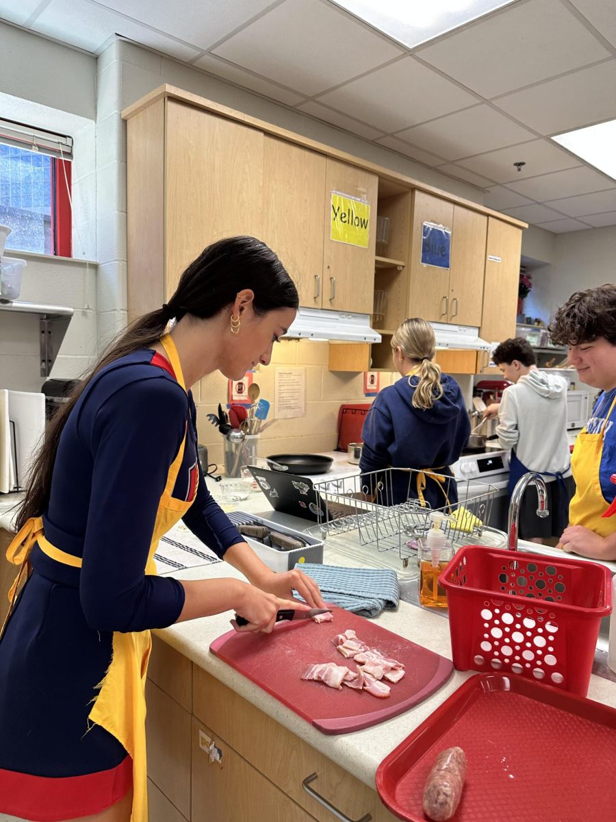 Future Chefs at Work: Students making Benchemal Flatbread Pizza. September 12, 2025. Photo courtesy: Alex Capozzi 