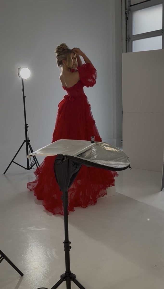 Camera Ready: Mia Mathewson at her photoshoot, September 19, 2025. Photo courtesy: Ruthie Mathewson